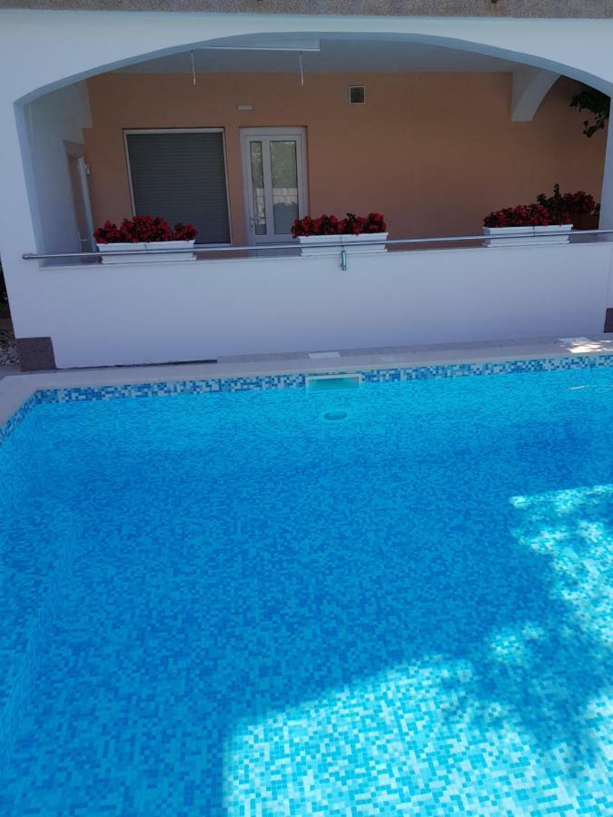 Villa Ferias トロギール エクステリア 写真